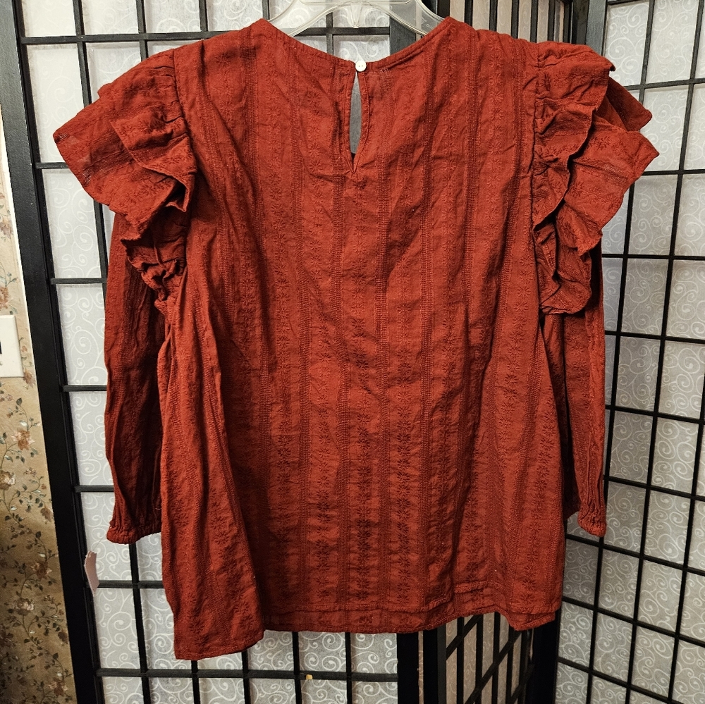 Universal  thread  ruffle blouse XXL - Picture 5 of 7